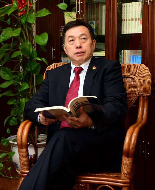 万金陵.jpg
